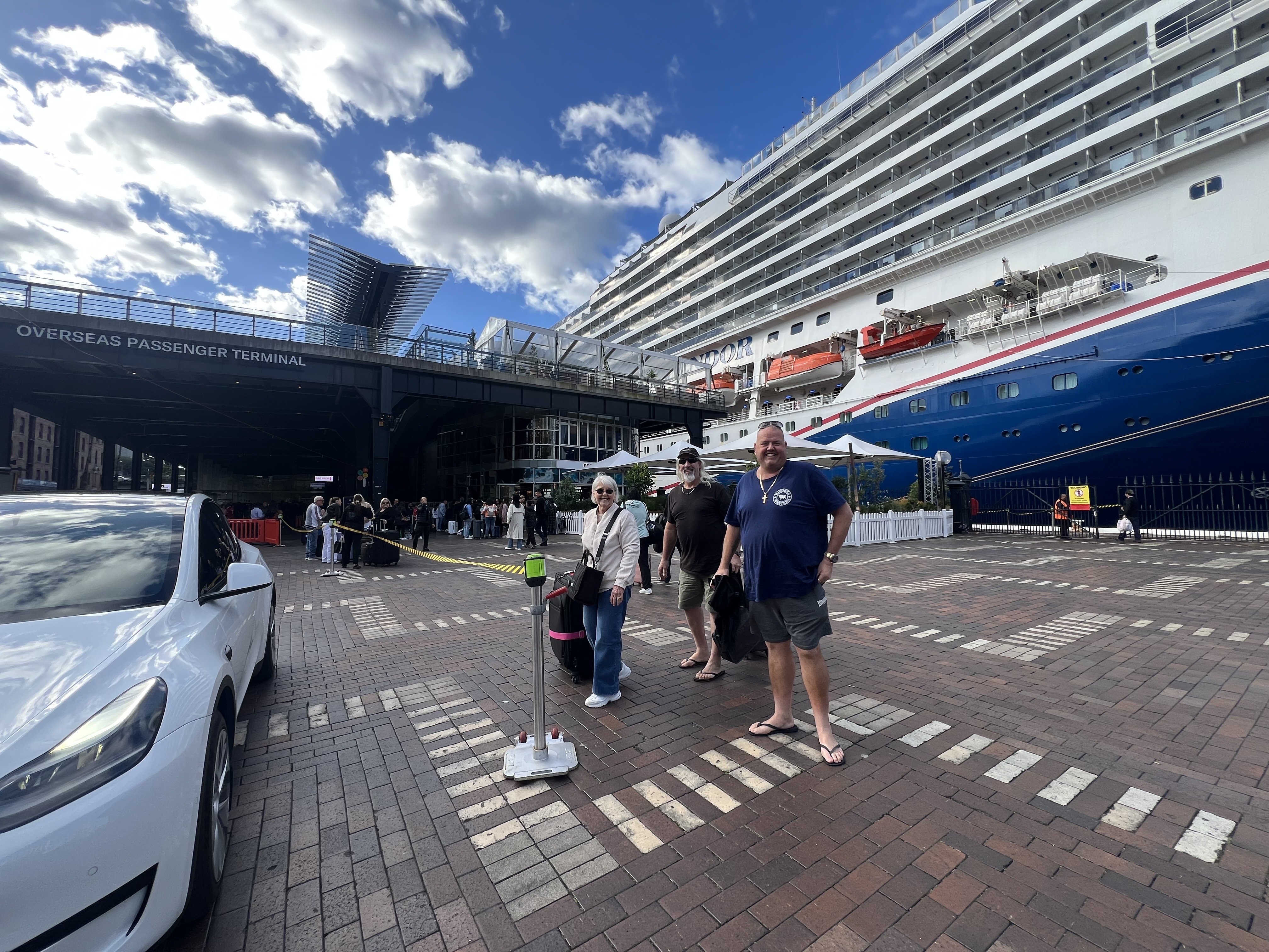 Cruise transfer service 1